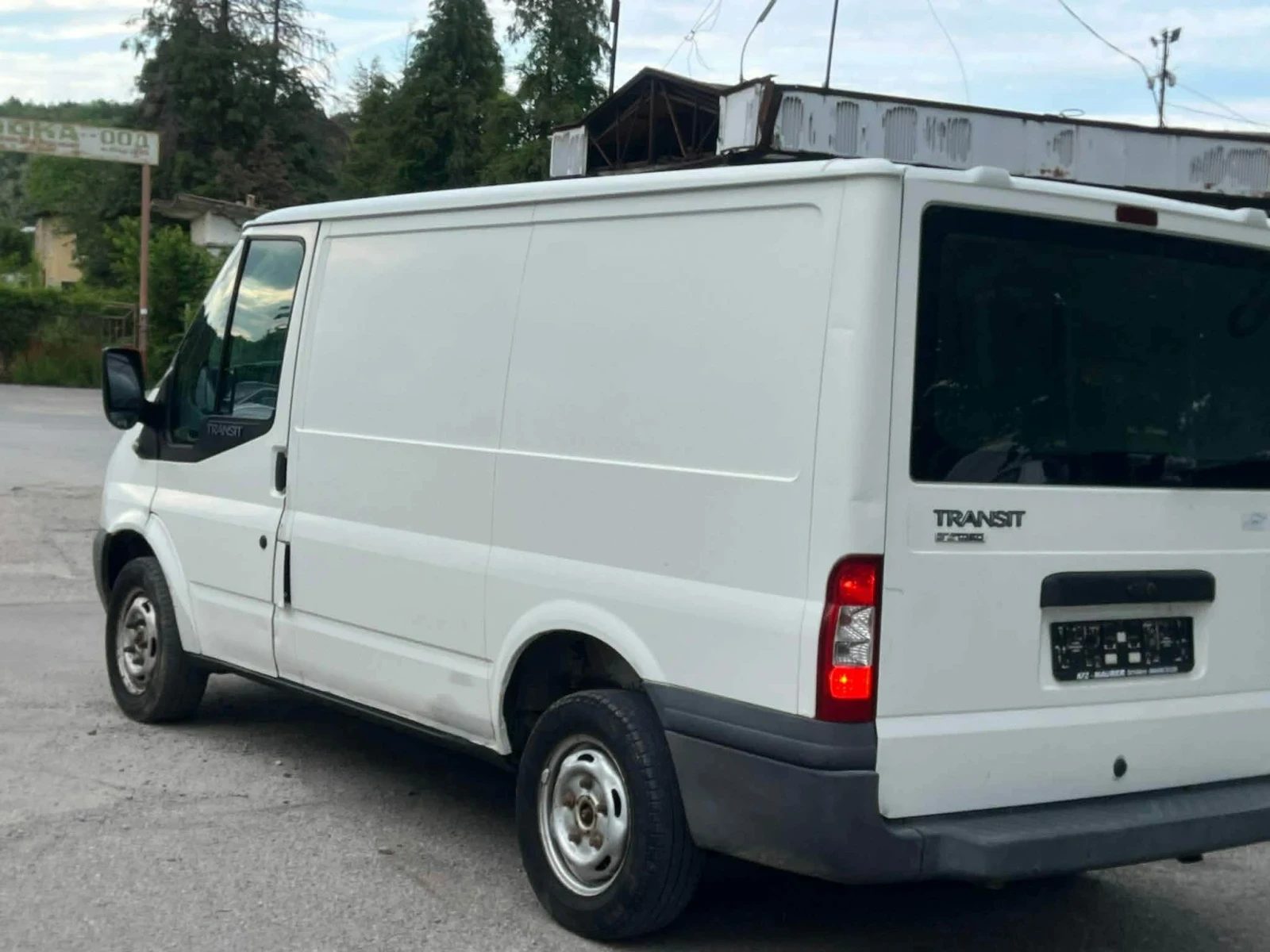 Ford Transit 2.2 дизел  90к.с. в добро състояние, снимка 4 - Бусове и автобуси - 54874846