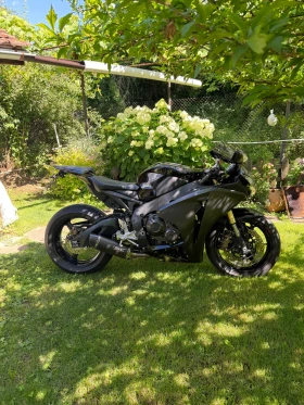 ����� �� �������� �� Honda Cbr 1000 RR ABS