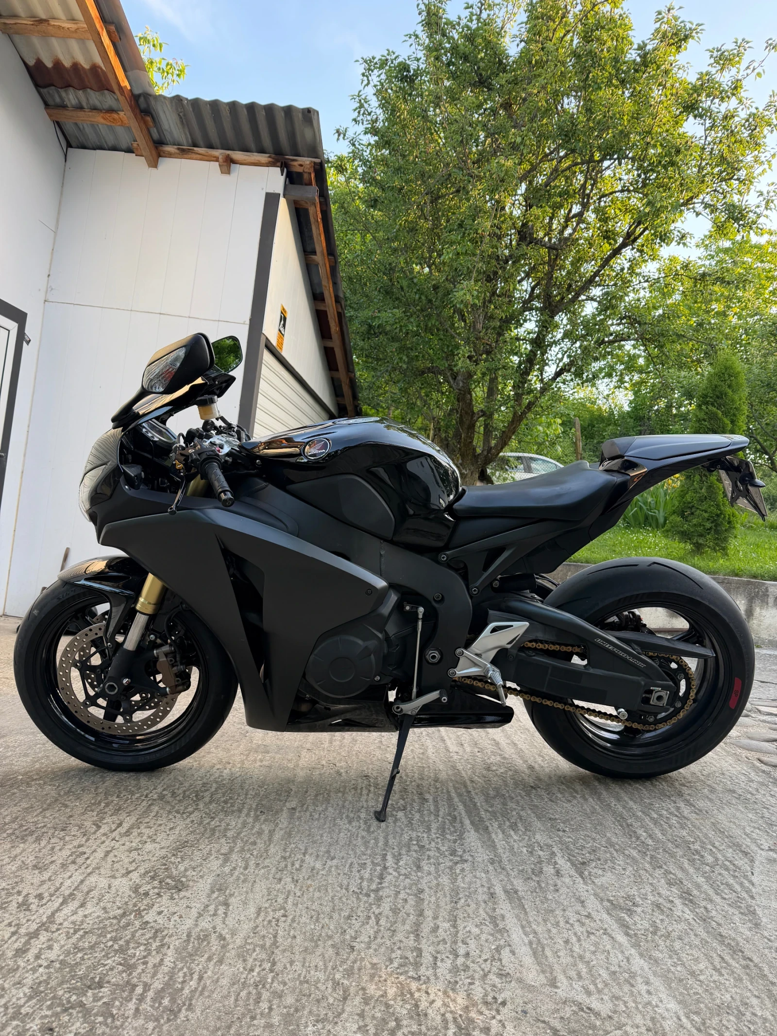 Honda Cbr 1000 RR ABS, снимка 2 - Мотоциклети и мототехника - 54724111