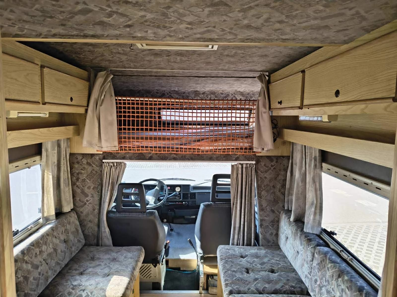 Кемпер Fiat Дукато, снимка 10 - Каравани и кемпери - 53856579