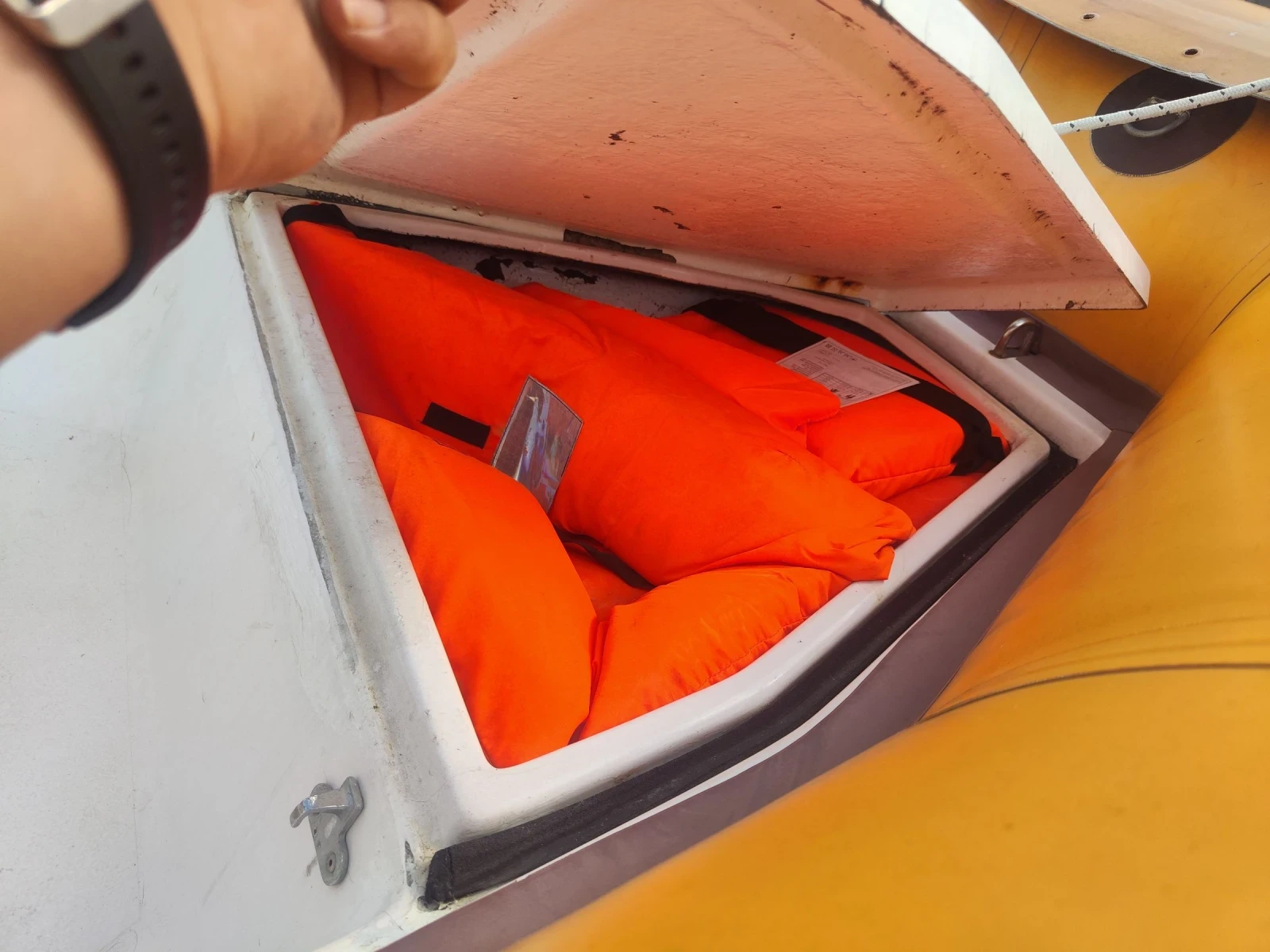   Bat  | Mobile.bg   15