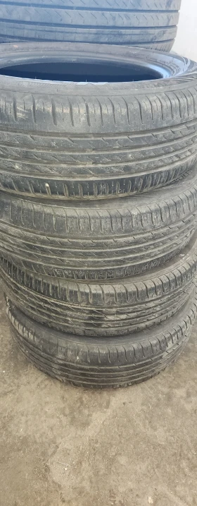 Гуми Летни 195/60R15, снимка 3 - Гуми и джанти - 52410364