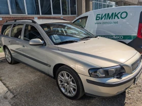 Volvo V70 D5, снимка 1