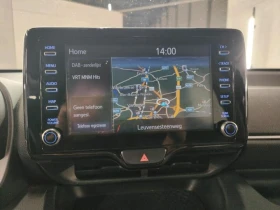 Toyota Yaris 1.5 Hybrid Dynamic, снимка 9