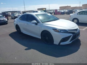     Toyota Camry  XSE HYBRID 