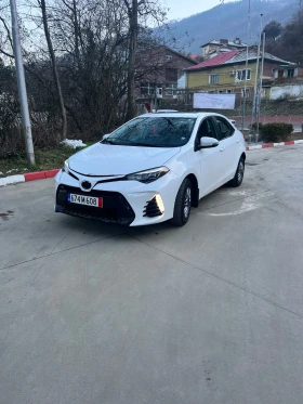     Toyota Corolla SE