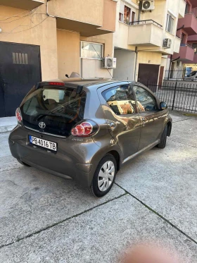 Toyota Aygo 1.0I - 9850 лв. - 39339375 | Car24.bg