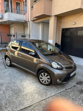 Toyota Aygo 1.0I - 9850 лв. - 39339375 | Car24.bg