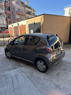 Toyota Aygo 1.0I - 9850 лв. - 39339375 | Car24.bg