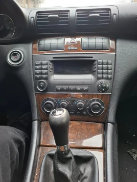 Mercedes-Benz C 180 Газ/Бензин, снимка 1