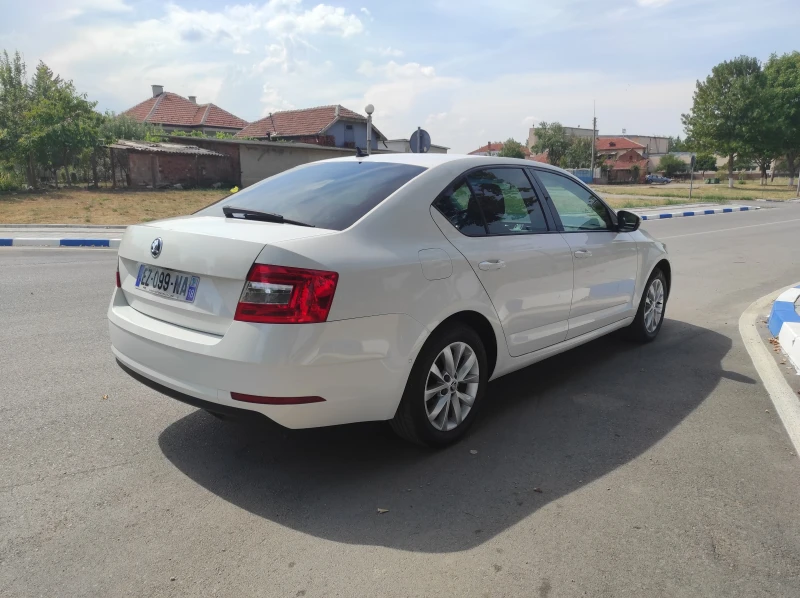 Skoda Octavia Start Stop, Navi, Camera, снимка 4 - Автомобили и джипове - 47573947