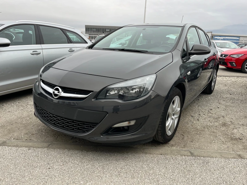 Opel Astra 1.6 Diesel, снимка 1 - Автомобили и джипове - 47979576