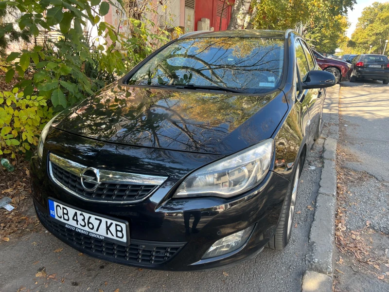 Opel Astra, снимка 1 - Автомобили и джипове - 48457236