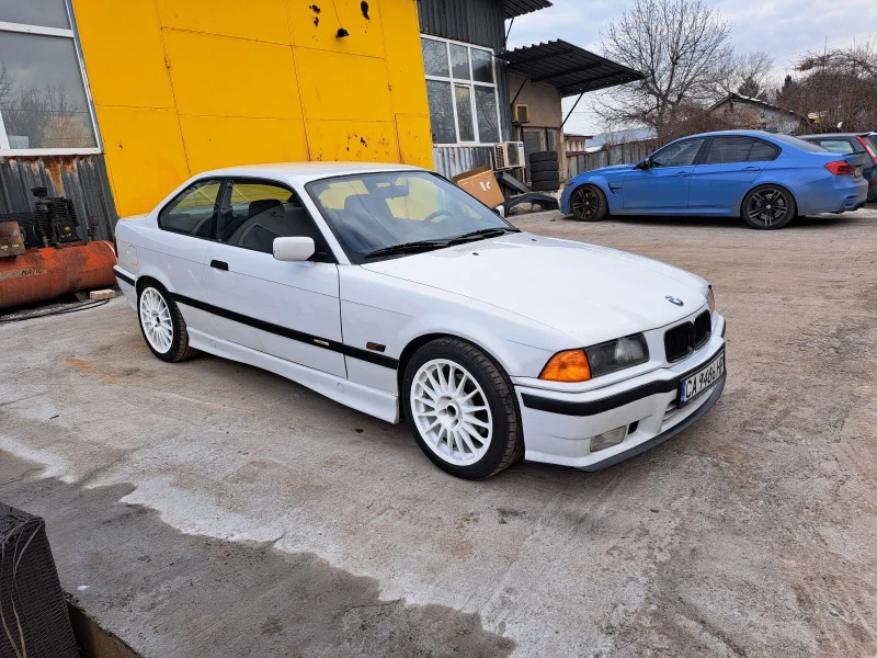 BMW 320 E36 320i, снимка 1 - Автомобили и джипове - 48787579