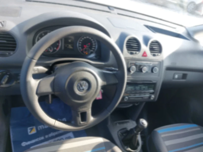 VW Caddy 1.2.I 102кс клима, снимка 9 - Автомобили и джипове - 48878447