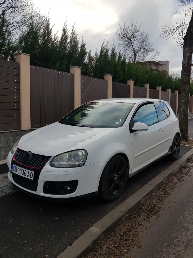 VW Golf, снимка 1 - Автомобили и джипове - 49043730