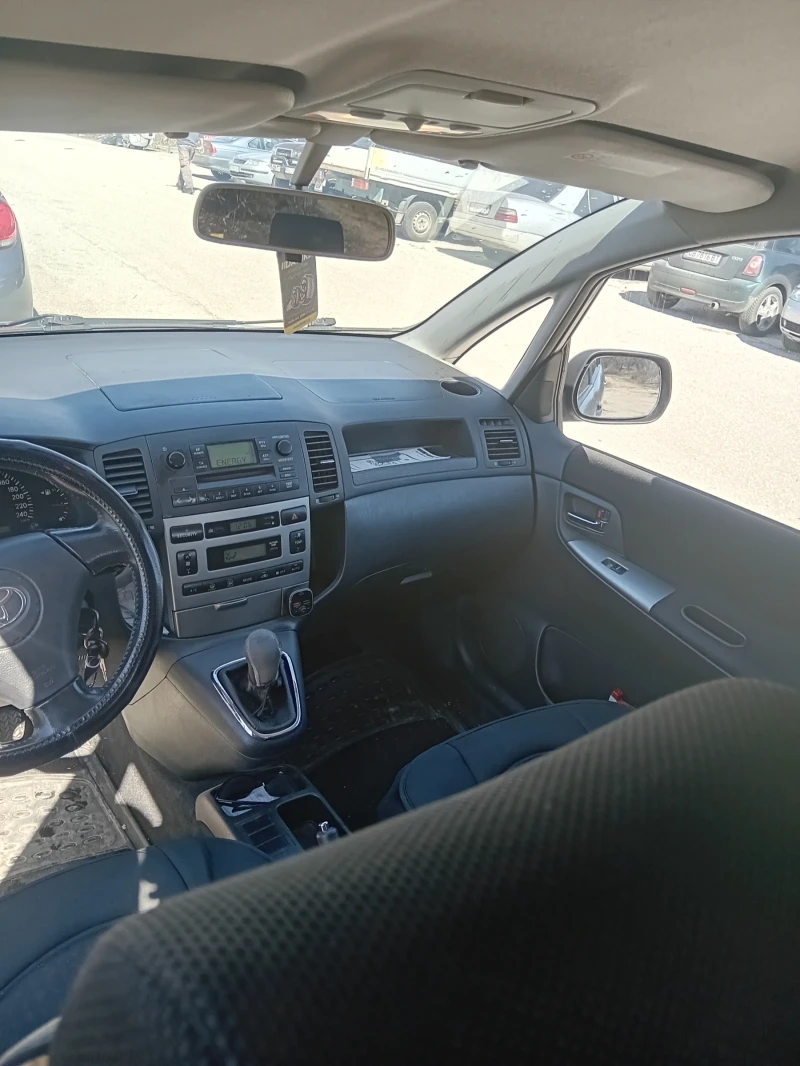 Toyota Corolla verso, снимка 7 - Автомобили и джипове - 49387072