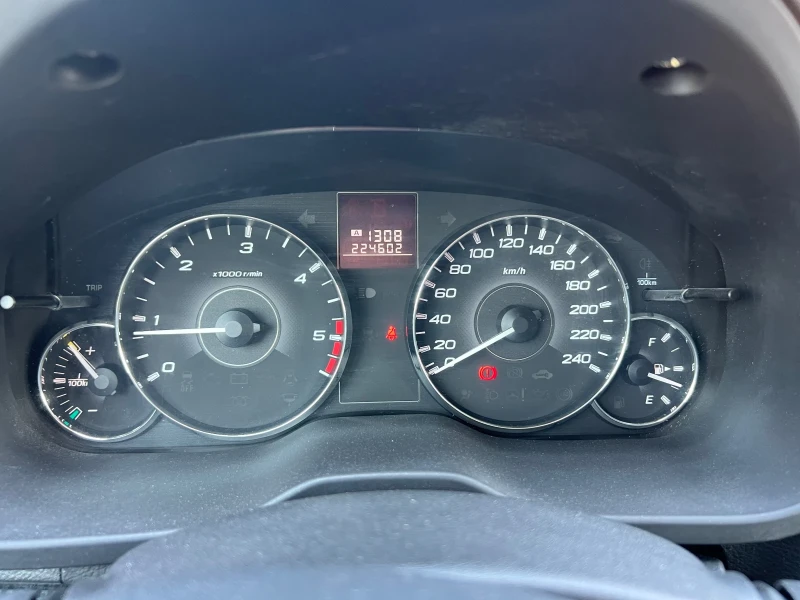 Subaru Outback 2.0d 4x4!!, снимка 3 - Автомобили и джипове - 50829040