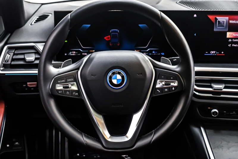 BMW 330 E HYBRID * * CARFAX * * АВТО КРЕДИТ * * , снимка 6 - Автомобили и джипове - 52795600