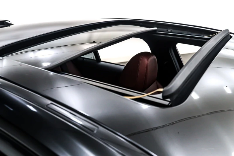 BMW 330 E HYBRID * * CARFAX * * АВТО КРЕДИТ * * , снимка 12 - Автомобили и джипове - 52795600