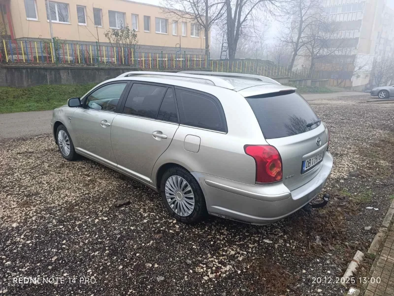 Toyota Avensis, снимка 7 - Автомобили и джипове - 52856877