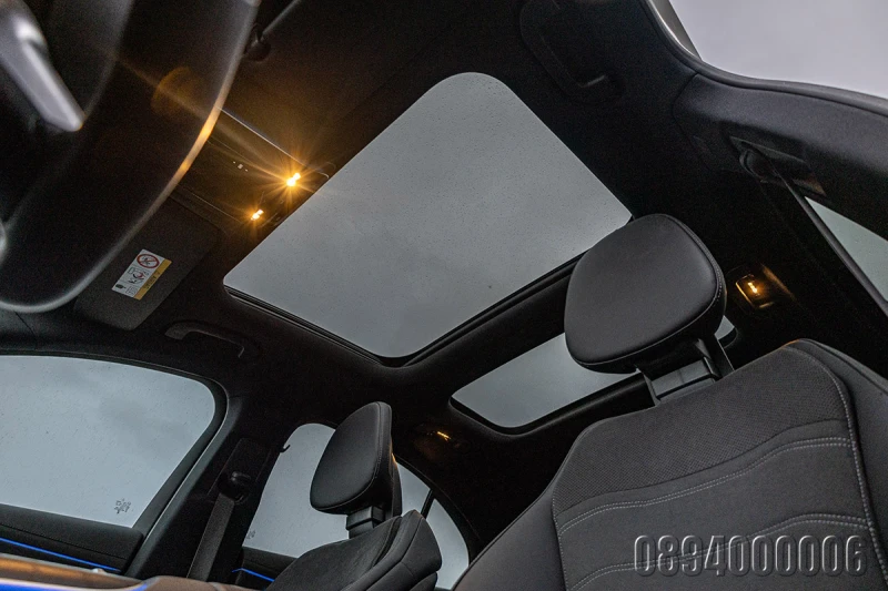 Mercedes-Benz E 300 DE4M PLUG IN HYBRID 3xAMG DESIGNO PANORAMA BURM, снимка 12 - Автомобили и джипове - 53013716