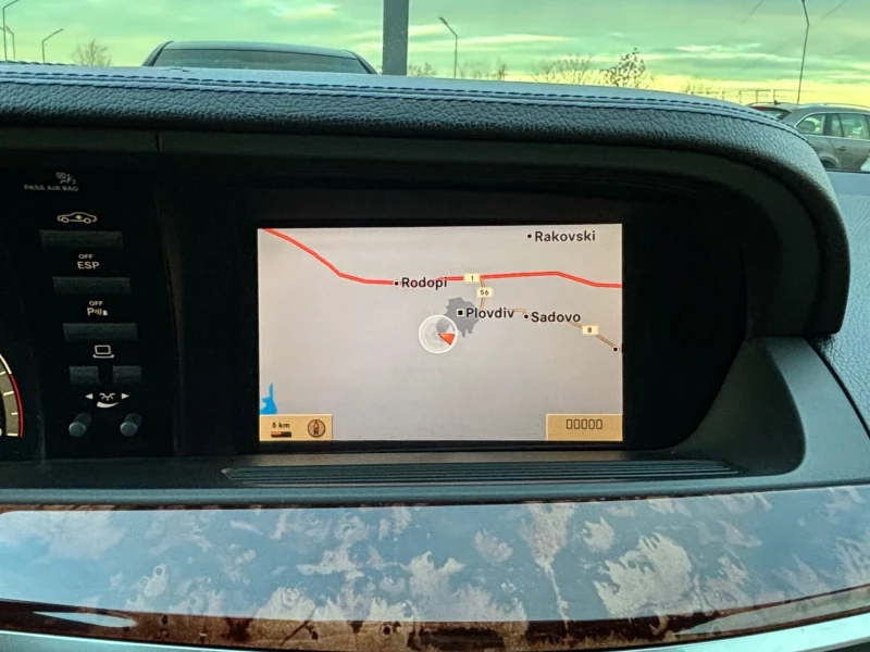 Mercedes-Benz S 320 320CDI/ВАКУМ/МАСАЖ/БИ-КСЕНОН/ПАРКТРОНИК, снимка 15 - Автомобили и джипове - 53052300