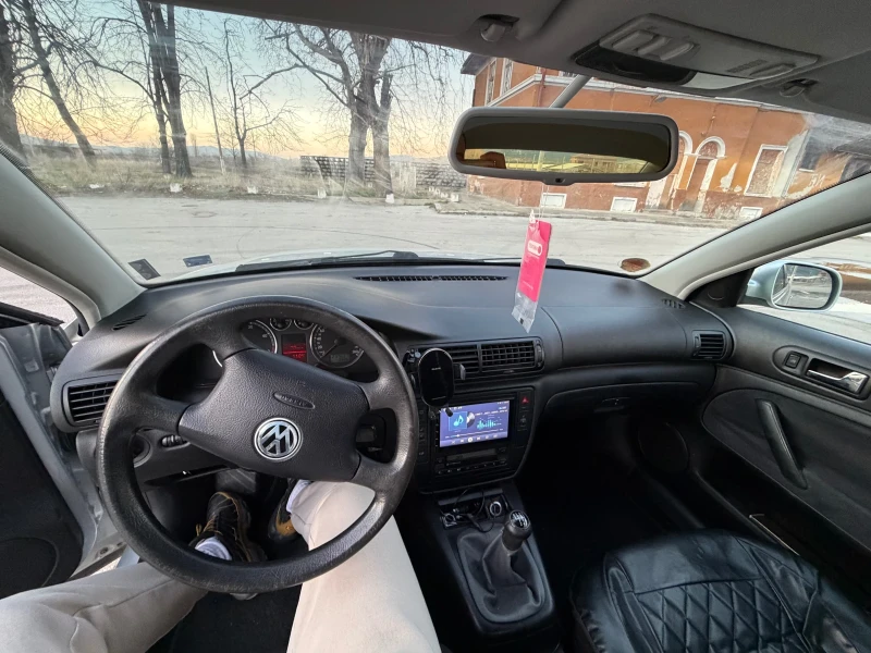VW Passat, снимка 9 - Автомобили и джипове - 53133376