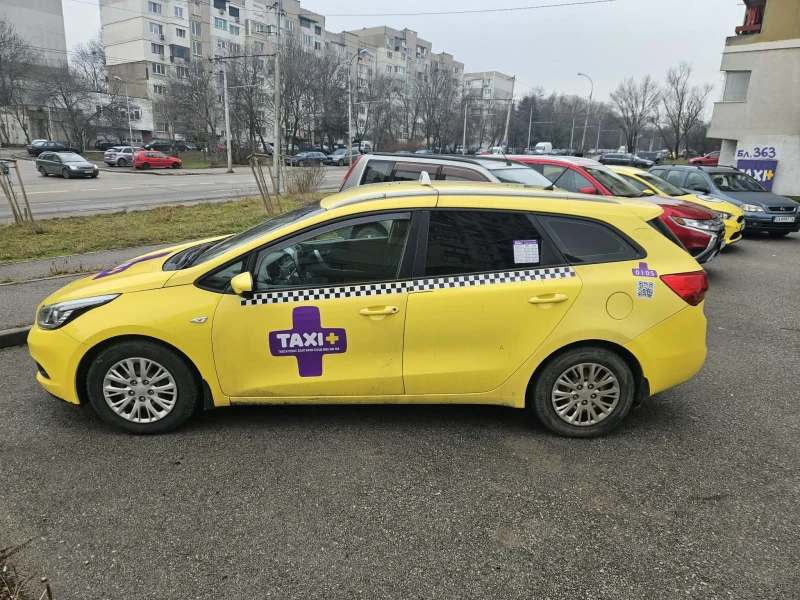 Kia Ceed, снимка 6 - Автомобили и джипове - 53379972