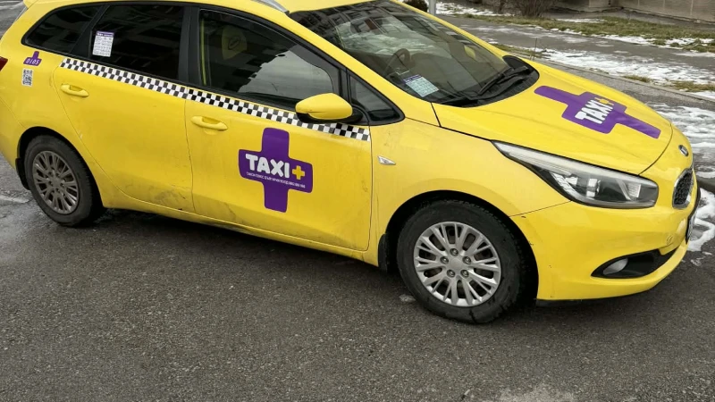 Kia Ceed, снимка 9 - Автомобили и джипове - 53379972