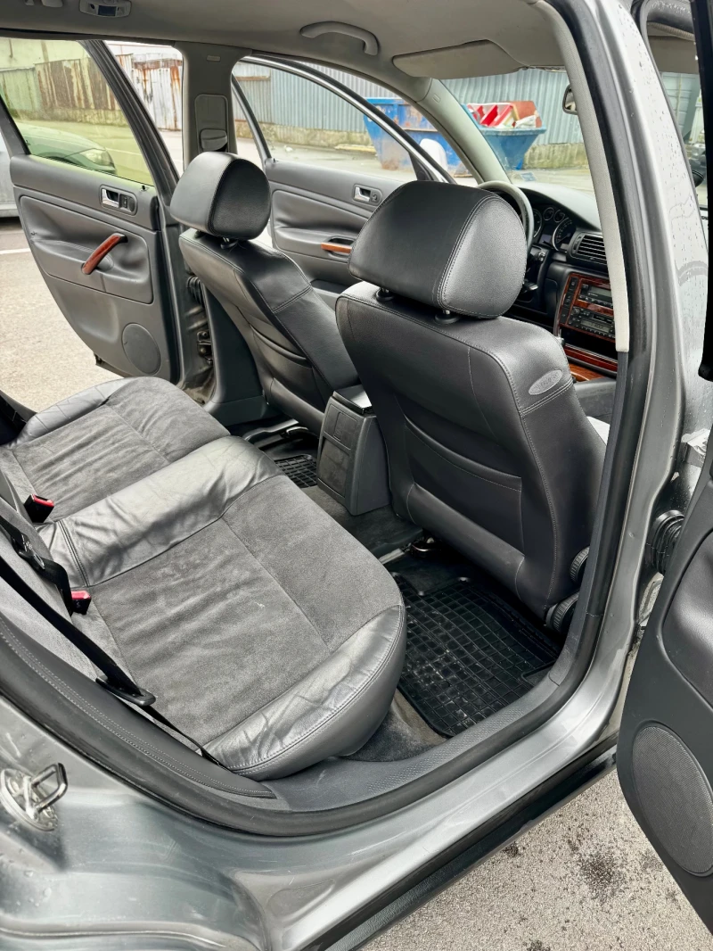 VW Passat, снимка 11 - Автомобили и джипове - 53482608