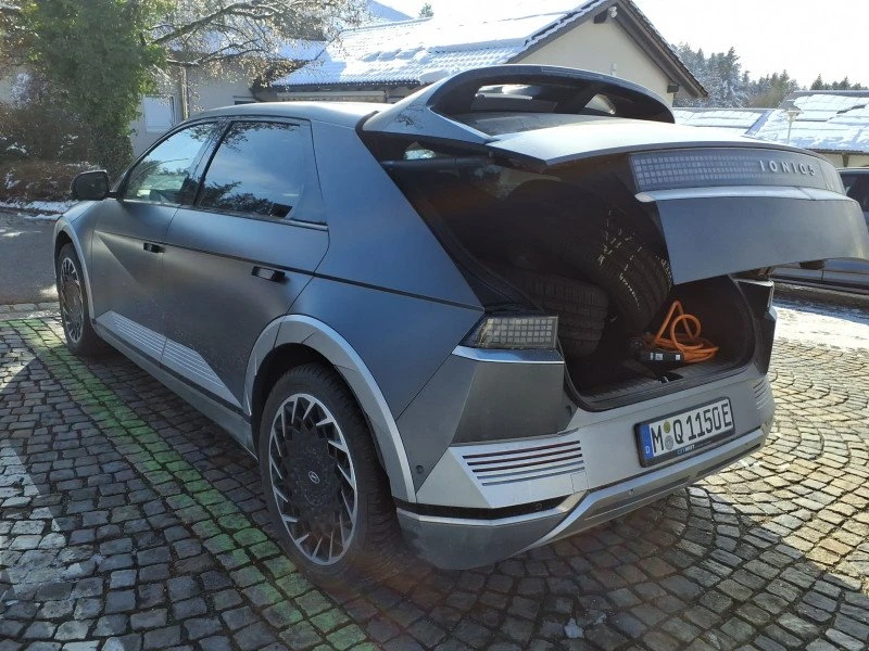Hyundai Ioniq 5 72.6KWh/4X4/306�.�/UNIQ/��������/360/HEADUP/22� | Mobile.bg � ����������� 4