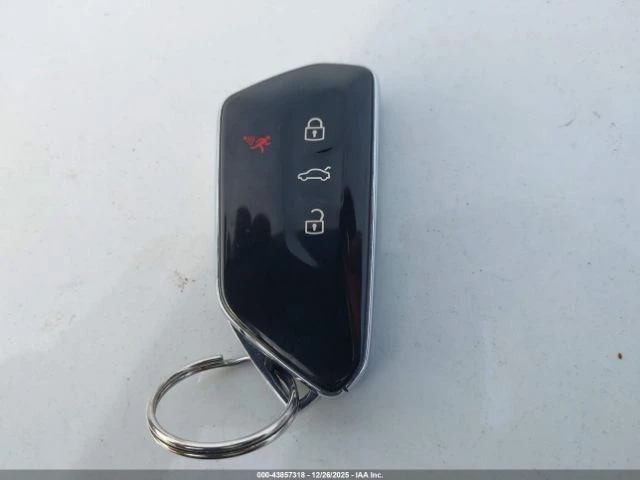 VW ID.4 Pro, снимка 16 - Автомобили и джипове - 53770459