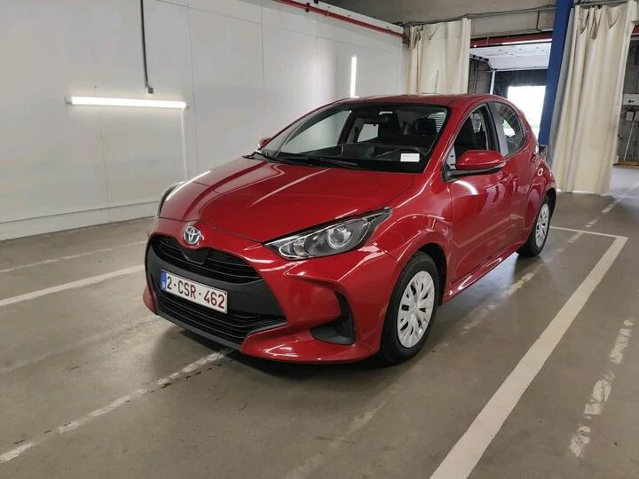 Toyota Yaris 1.5 Hybrid Dynamic, снимка 2 - Автомобили и джипове - 55234554