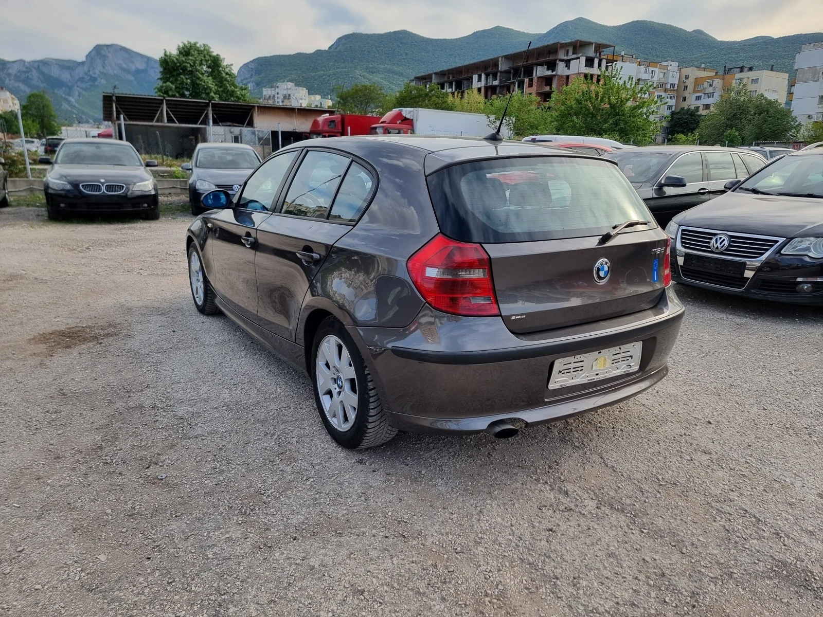 BMW 118 2.0D FACE - изображение 4