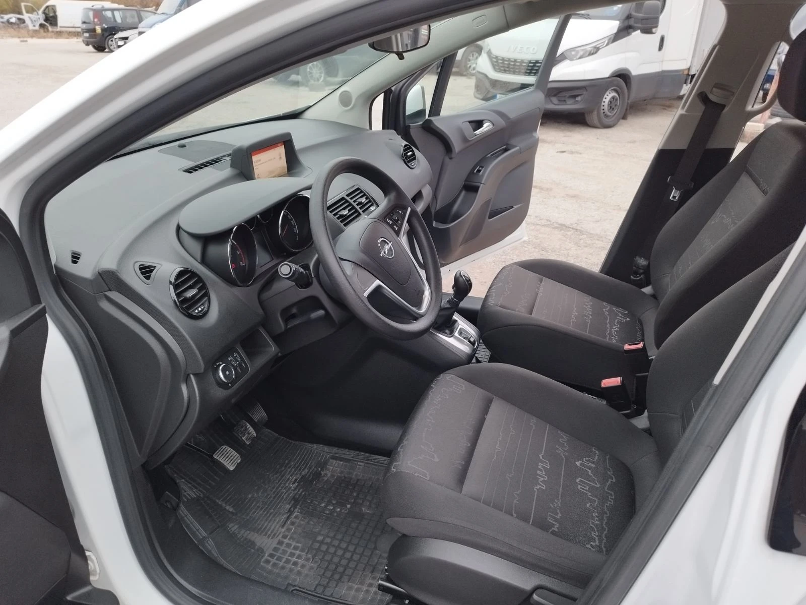 Opel Meriva 1.6 CDTI Euro 6 - изображение 10