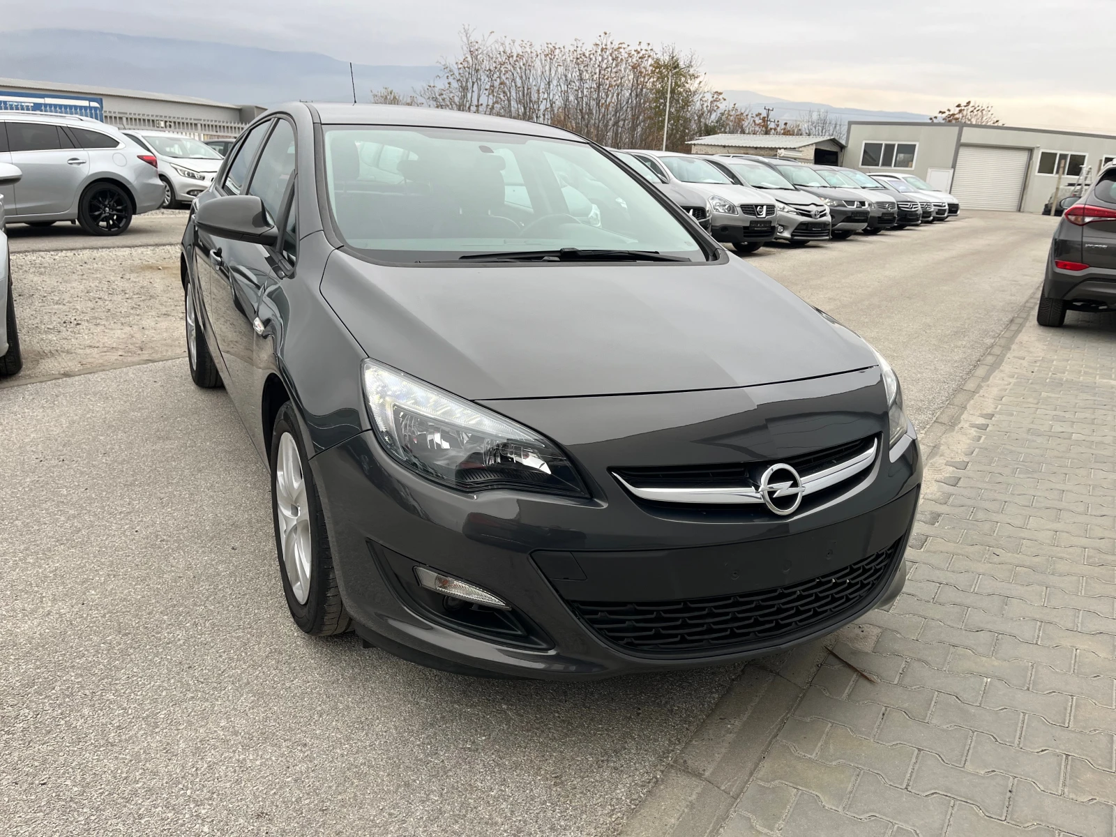 Opel Astra 1.6 Diesel - изображение 2