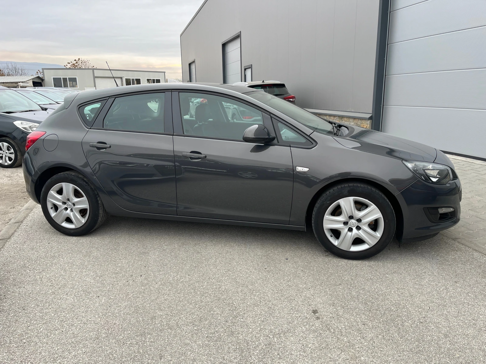 Opel Astra 1.6 Diesel - изображение 4