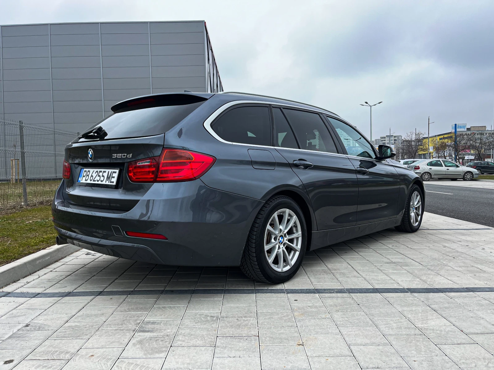 BMW 320  - изображение 4