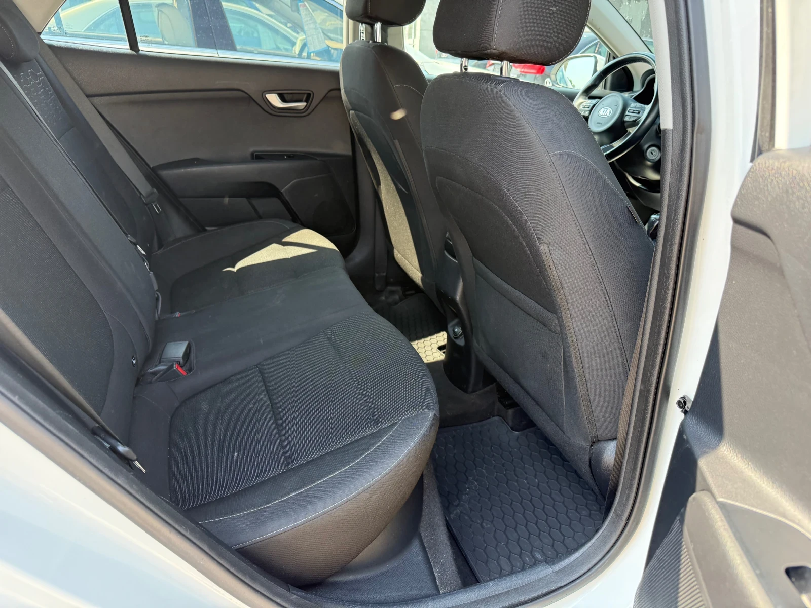 Kia Rio  - изображение 9