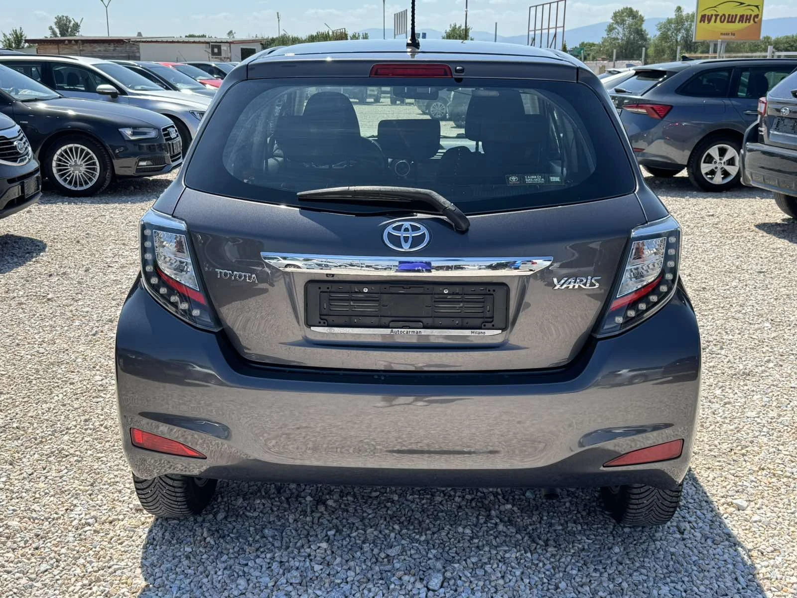 Toyota Yaris 1.33I - изображение 5