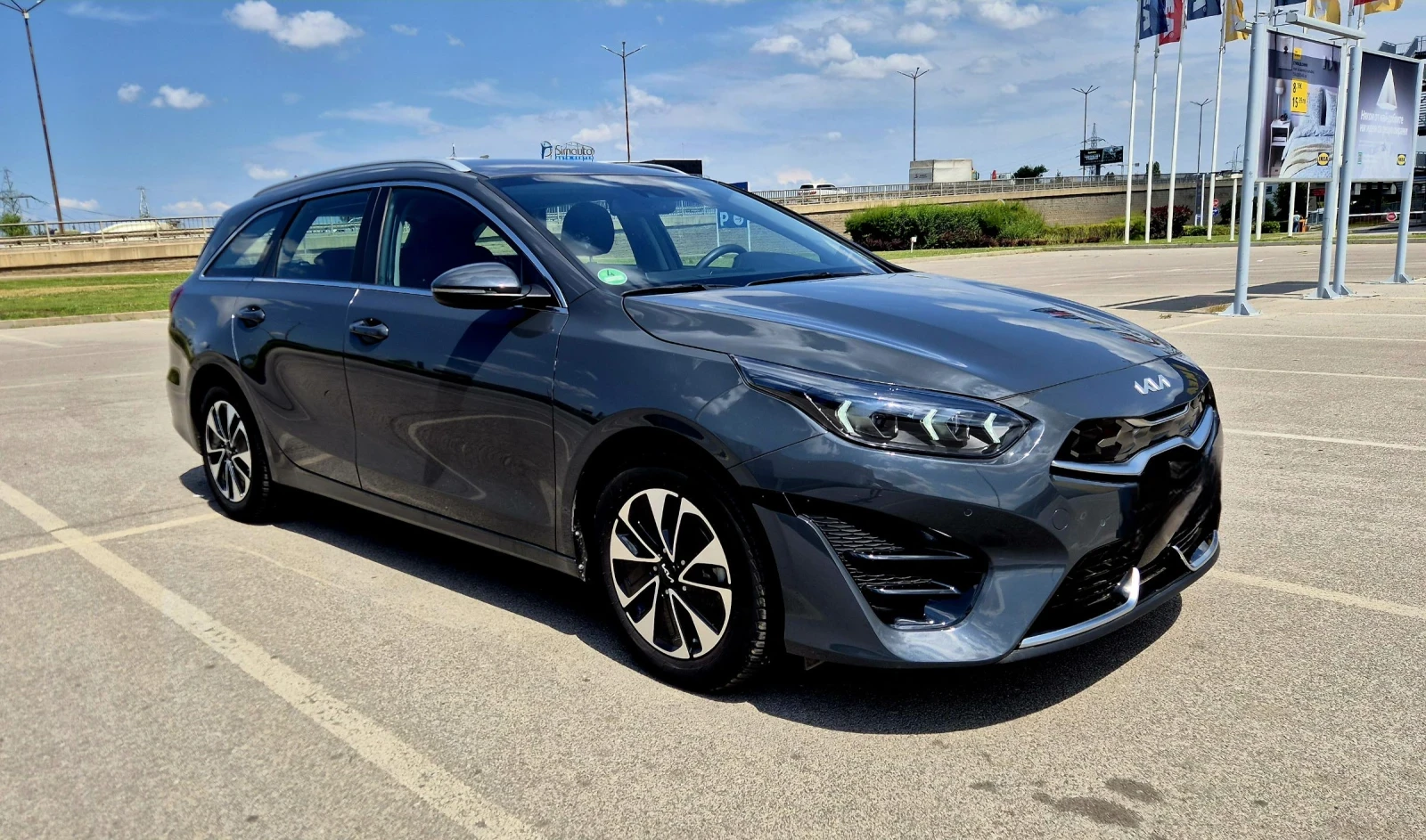Kia Ceed Plug-in  - изображение 4