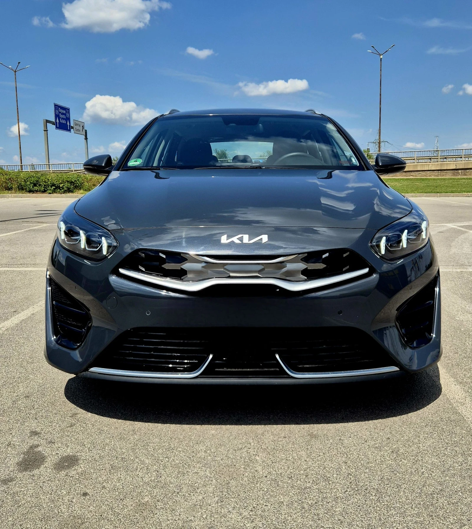 Kia Ceed Plug-in  - изображение 2
