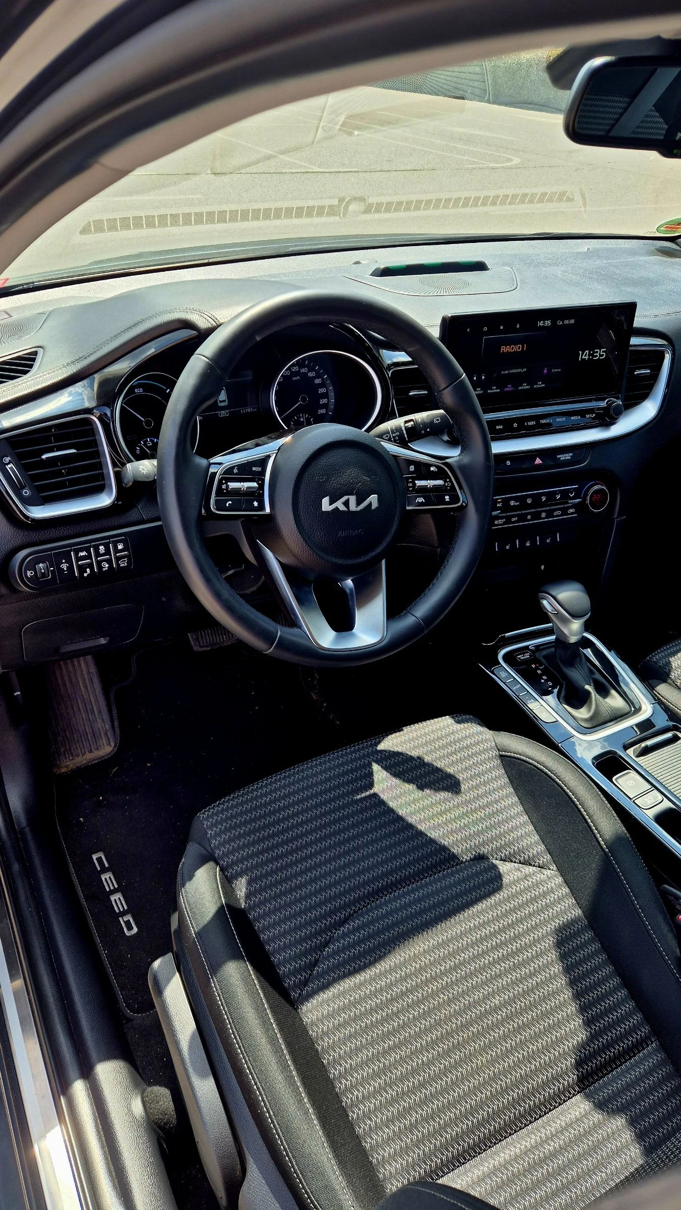 Kia Ceed Plug-in  - изображение 10