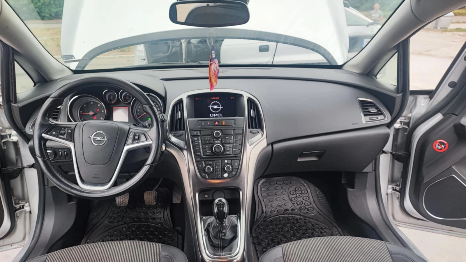Opel Astra J - изображение 10