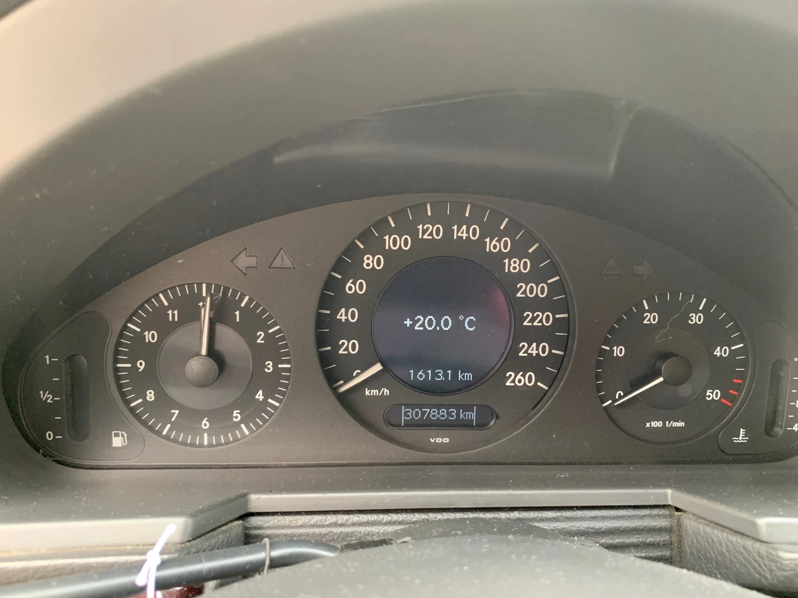 Mercedes-Benz E 220 | Mobile.bg   7