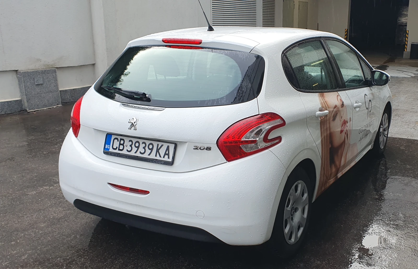 Peugeot 208 1.4 HDI Euro 5B - изображение 3