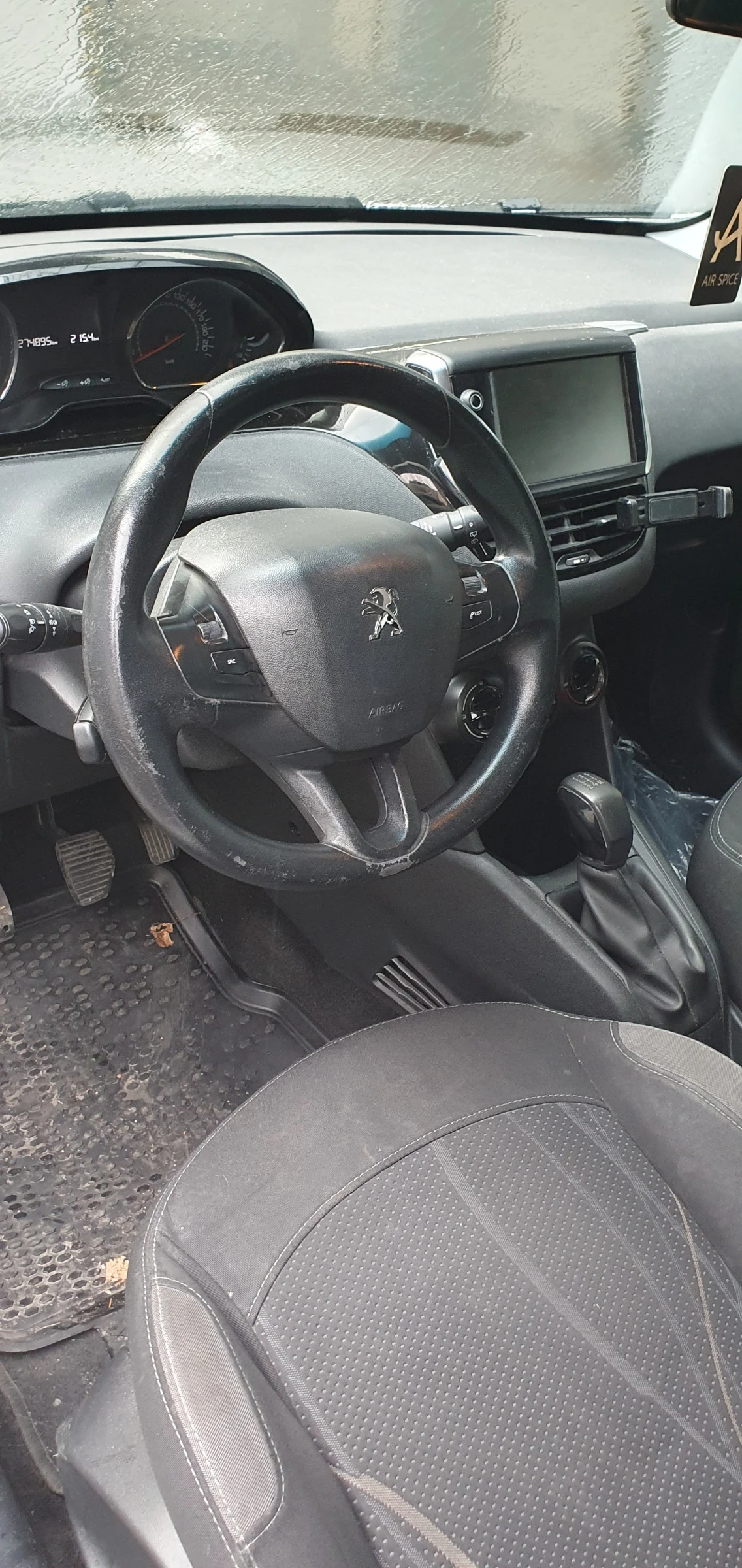 Peugeot 208 1.4 HDI Euro 5B - изображение 9