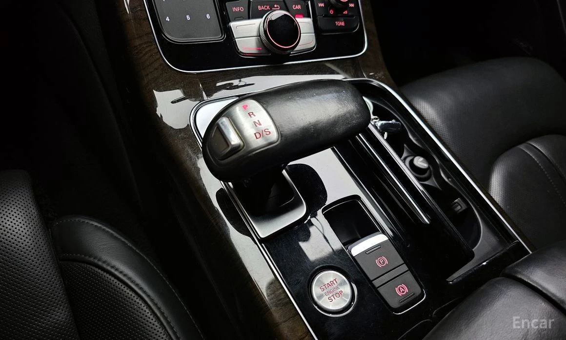 Audi A8, снимка 9 - Автомобили и джипове - 53760350