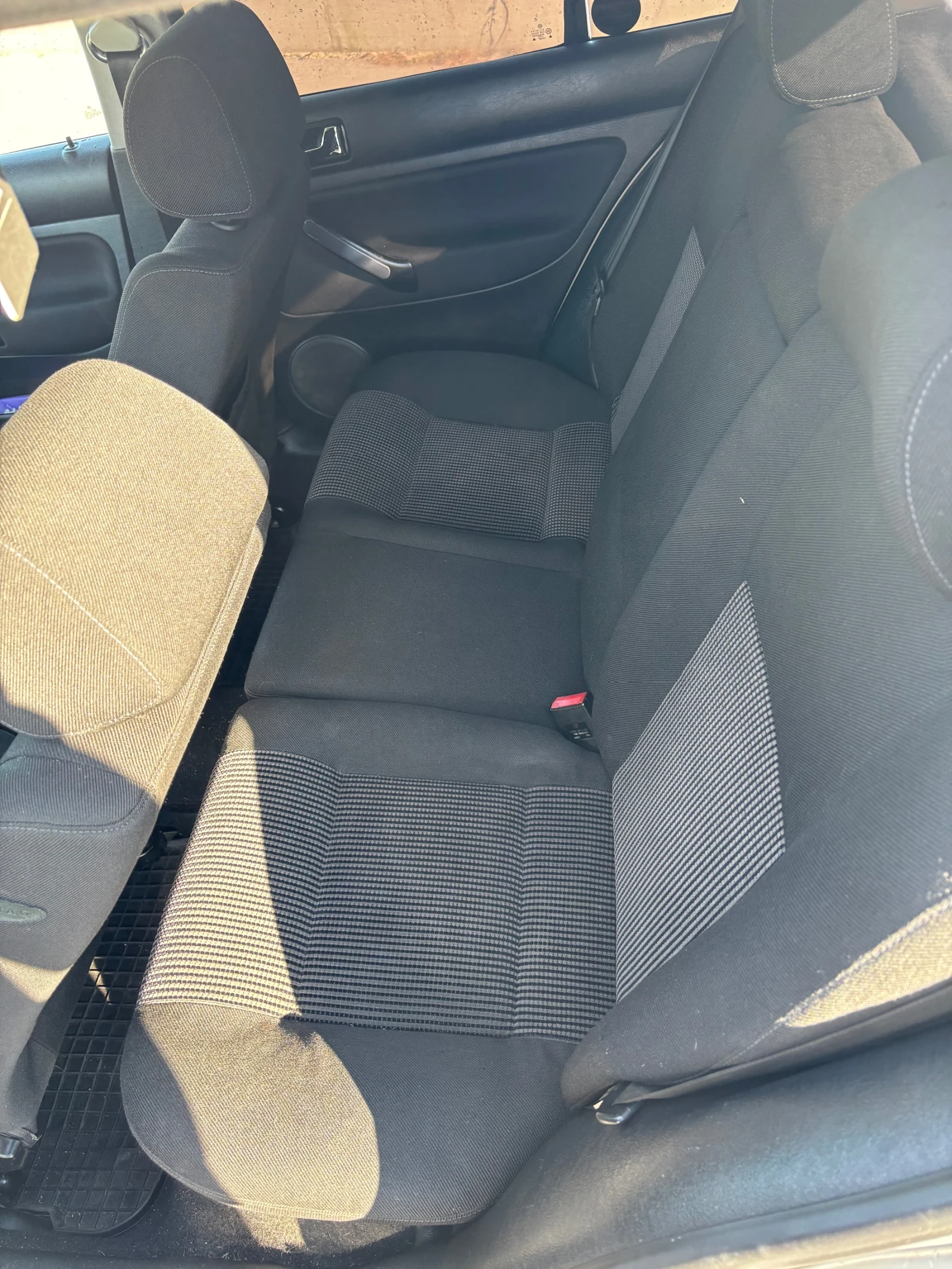 VW Golf 1.9tdi 131, снимка 5 - Автомобили и джипове - 53785454